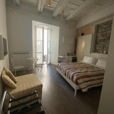 Guest house Rumi 2*