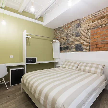 Rumi 4* Como