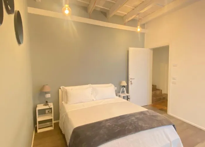 Rumi 4* Como